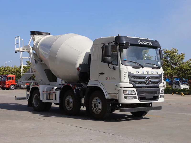 大運(yùn) F6小三軸攪拌車