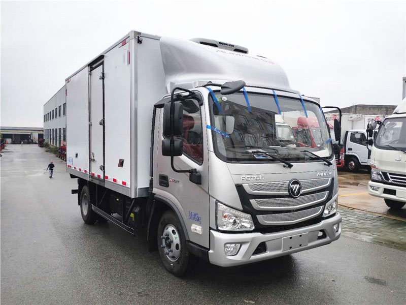 福田歐馬可156馬力肉鉤冷藏車
