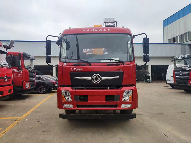 東風專底D3V單橋隨車吊