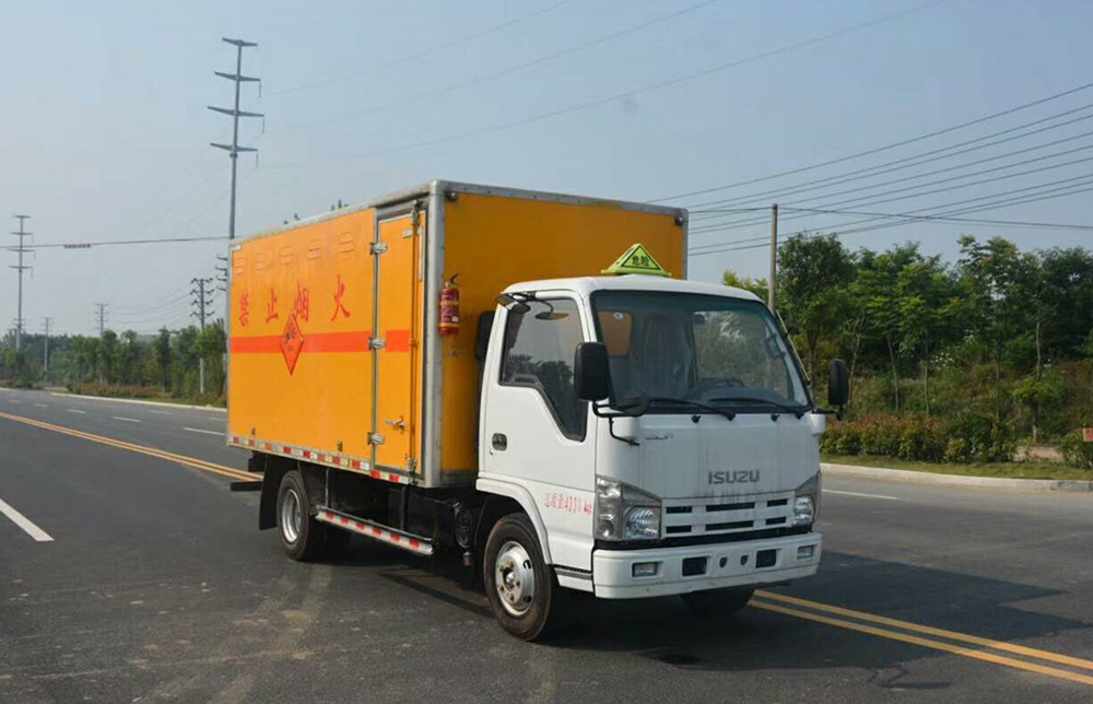 慶鈴五十鈴4米1(藍牌)爆破器材車