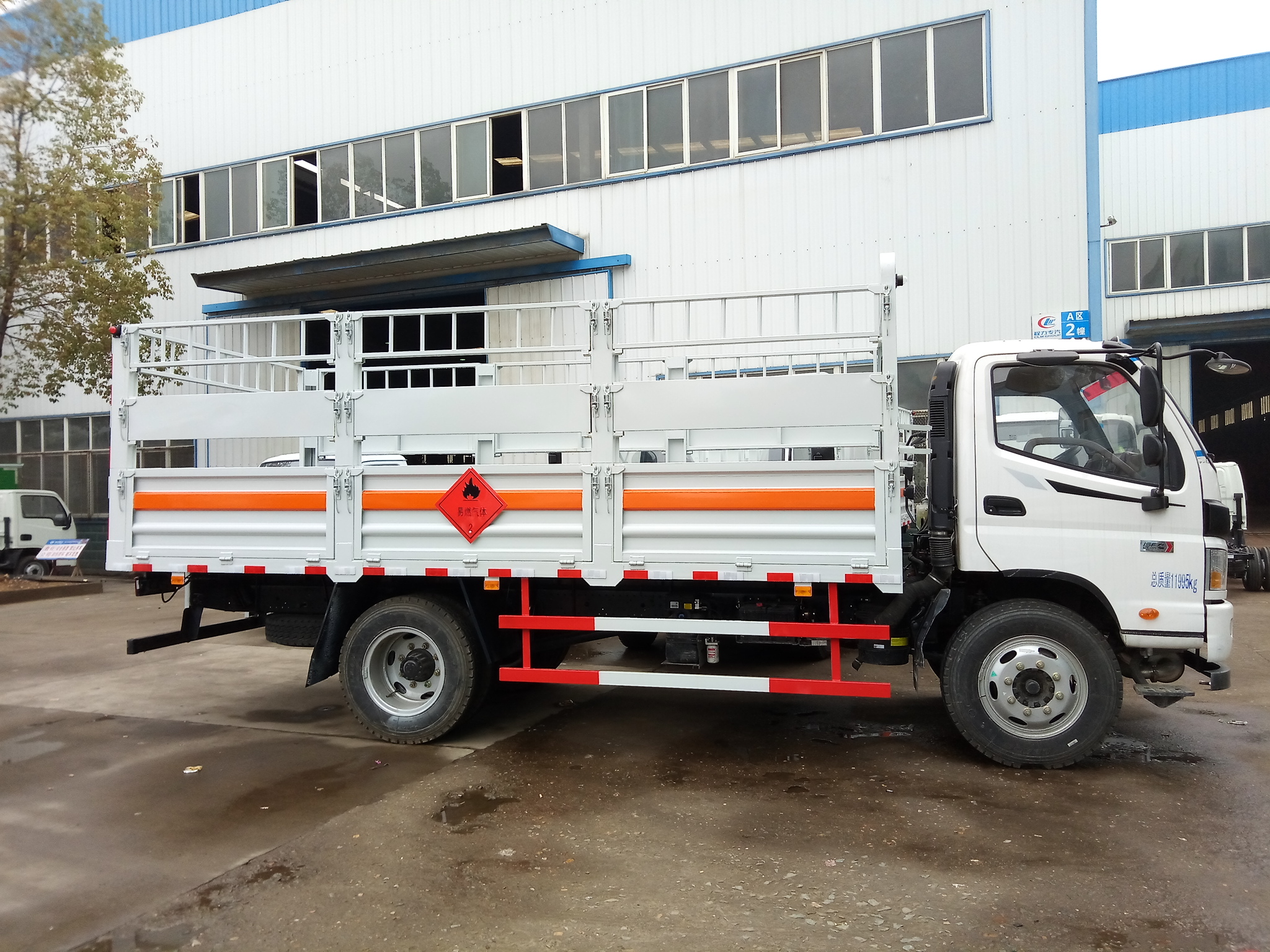 福田歐馬可5.1米 (7.2噸)氣瓶車(chē)