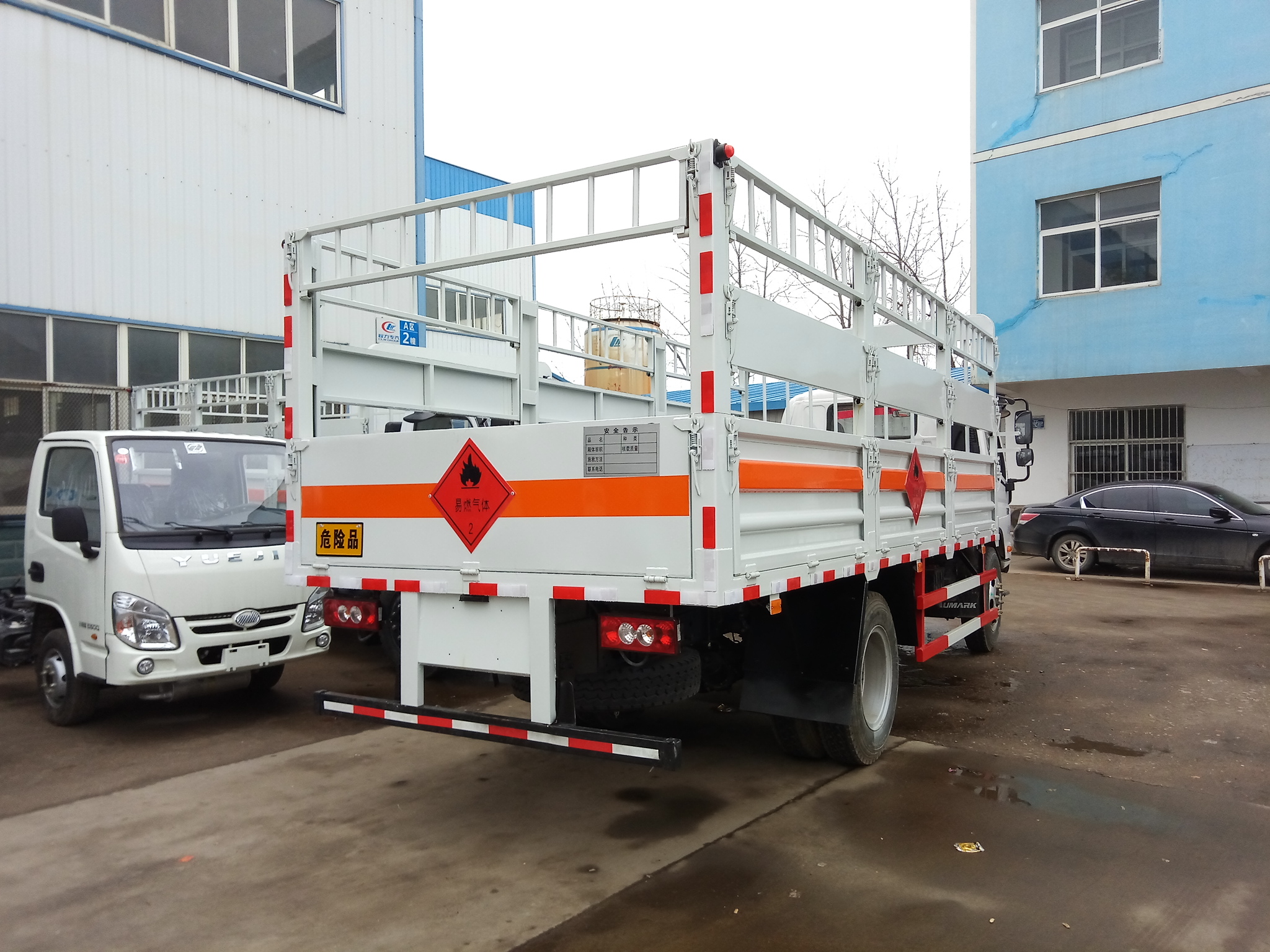 福田歐馬可5.1米 (7.2噸)氣瓶車(chē)